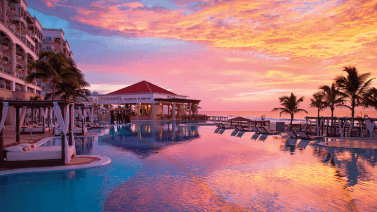 All-Inclusive Long Weekend In Cancun using points and miles