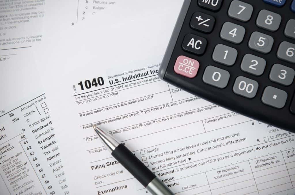 How To Pay Your Taxes And Earn Points