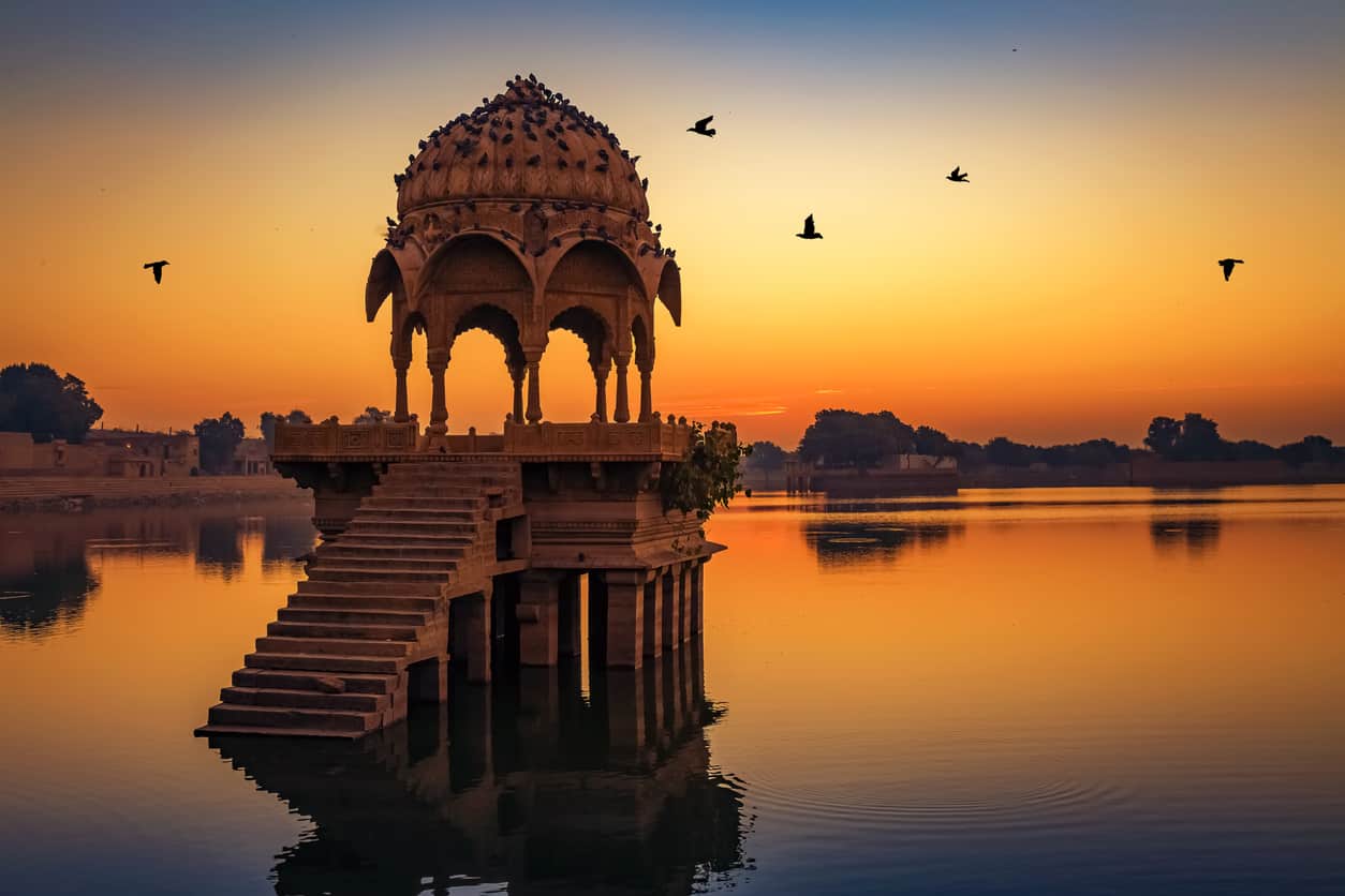 Best Ways To Fly To India With Points