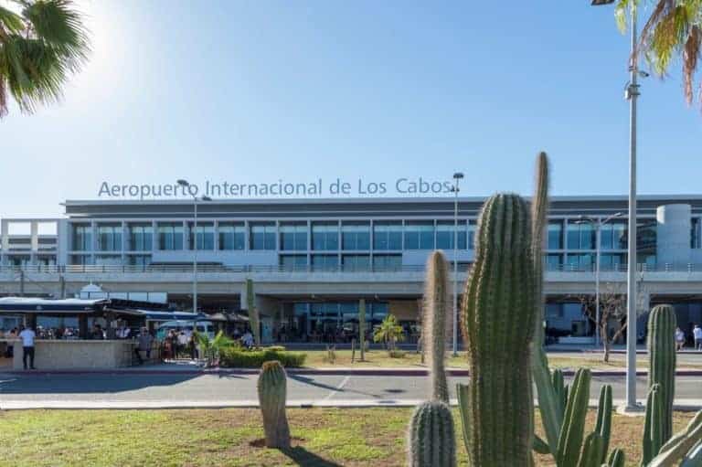 Aeropuerto Internacional de Los Cabos (Los Cabos International Airport)