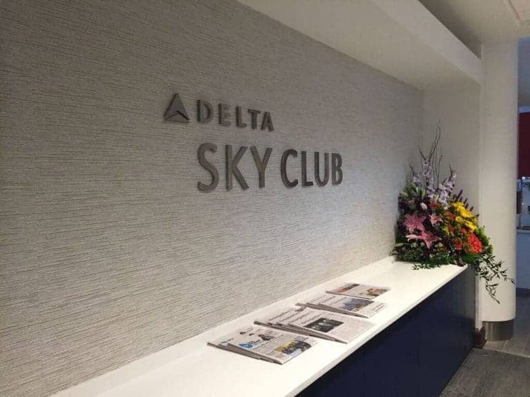 delta skyclub lounge