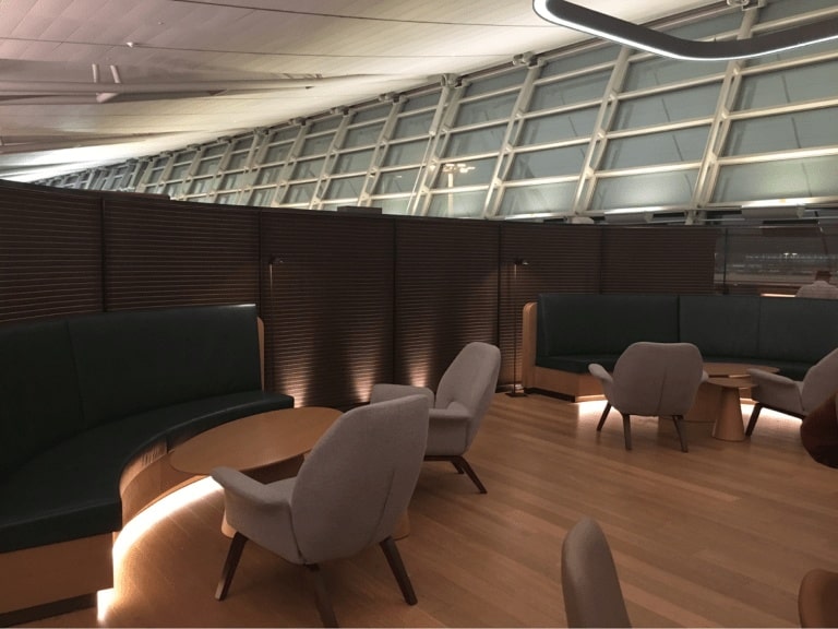 Lounge Review: Asiana Lounge Business Class Central – ICN –