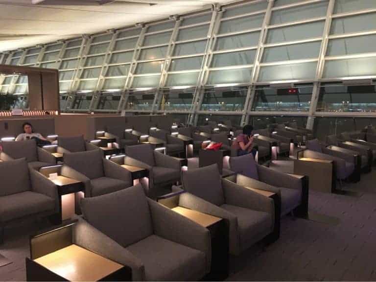 Lounge Review: Asiana Lounge Business Class Central – ICN –