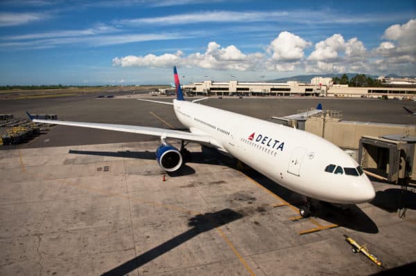 Delta Airlines In Honolulu Hawaii 600x399 