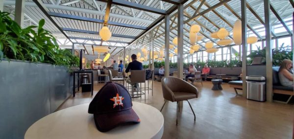Access to Flagship First Dining