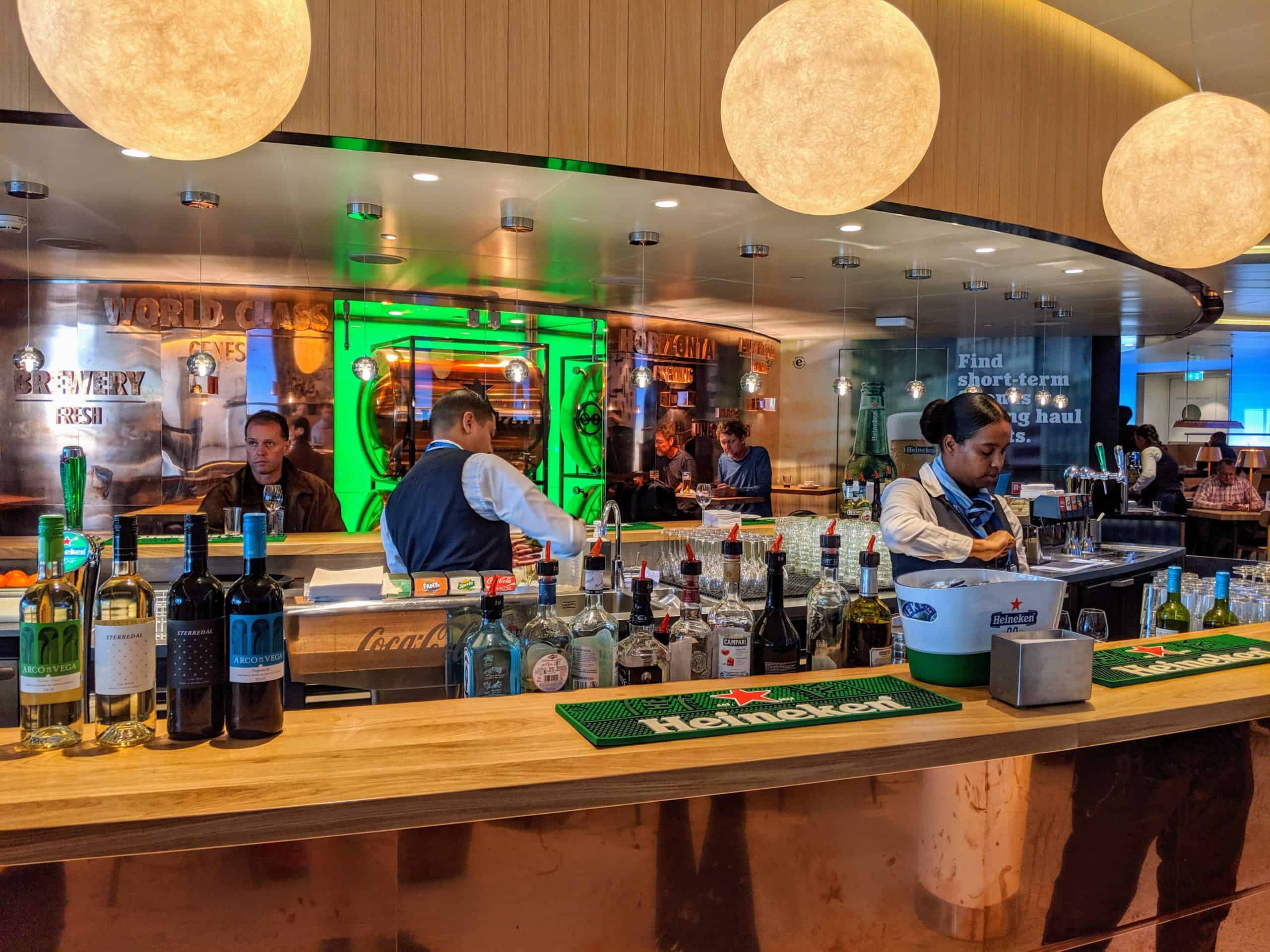 KLM Crown Lounge Bar