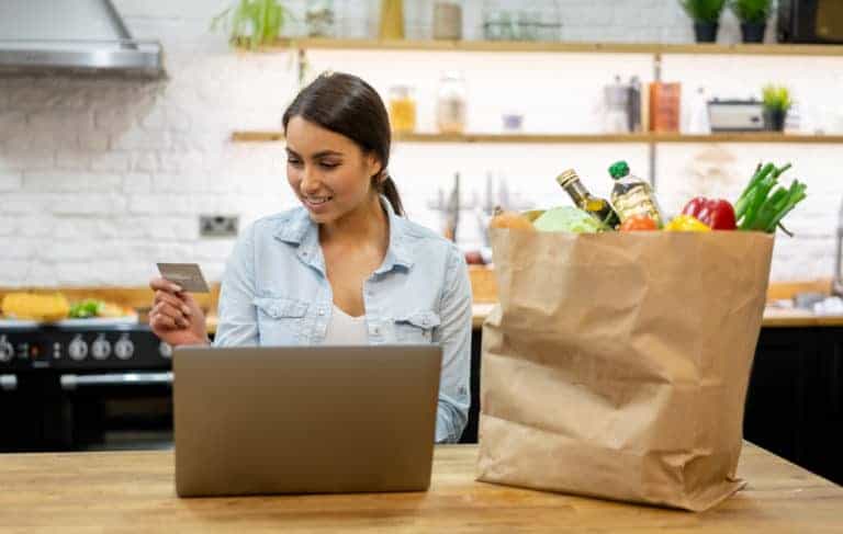 home buying groceries online using credit card