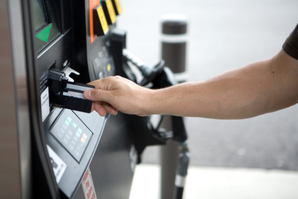 cash back at gas stations using credit card
