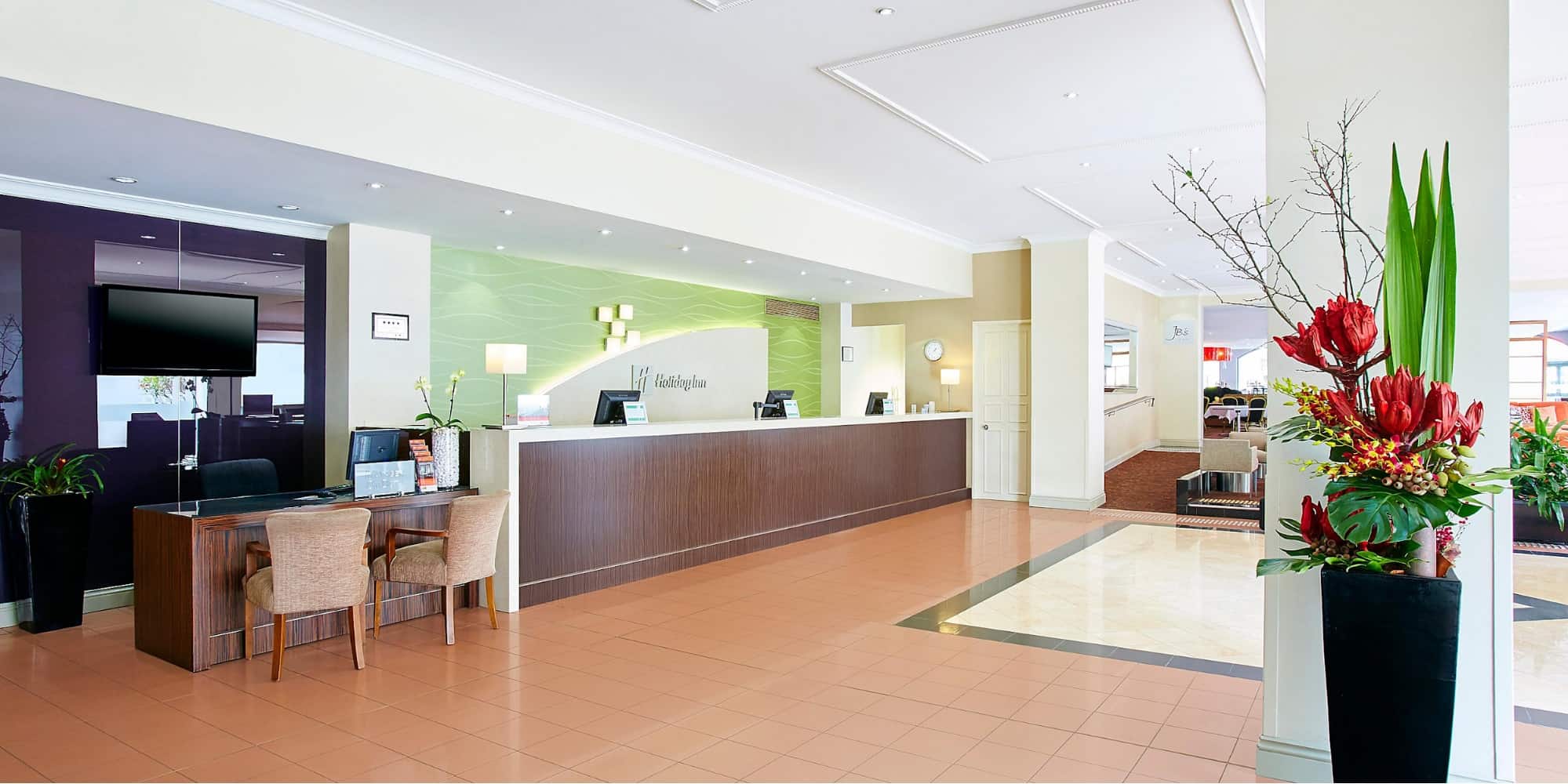 Best Hotels in Sydney - Holiday Inn Darling Harbour