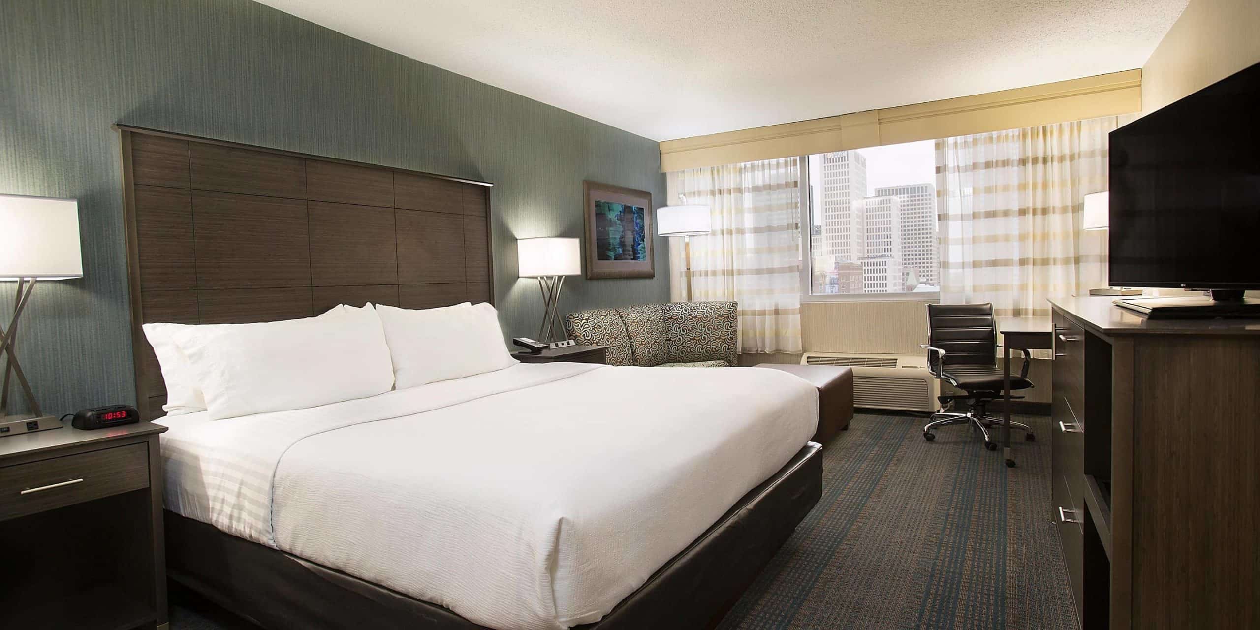 ihg hotels for family - Holiday Inn Columbus Downtown – Capitol Square