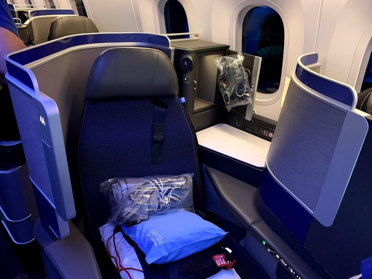 United Polaris cabin