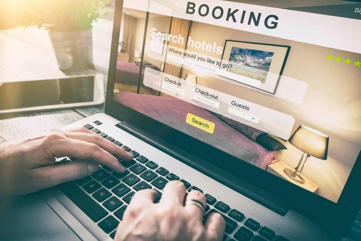 booking a hotel with points and miles