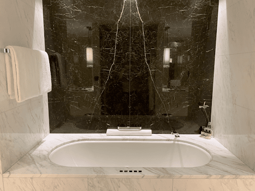 Park Hyatt Vienna - Bathroom