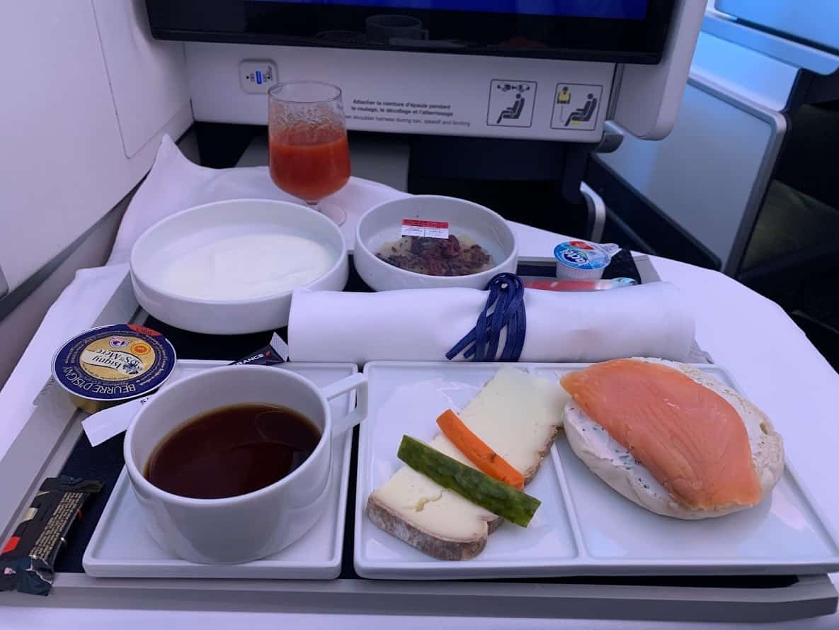 meal on the Paris-Tel Aviv flight