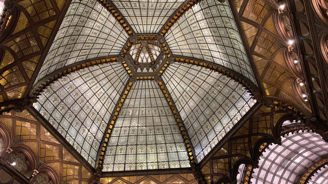 Parisi Udvar Hotel glass dome