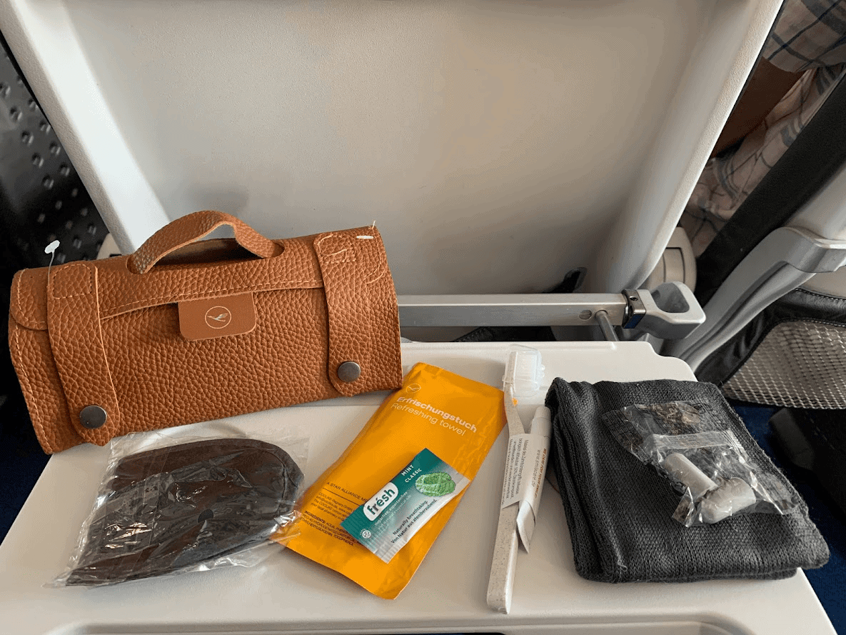 Amenity Kit Lufthansa Business Class Tel Aviv to Munich