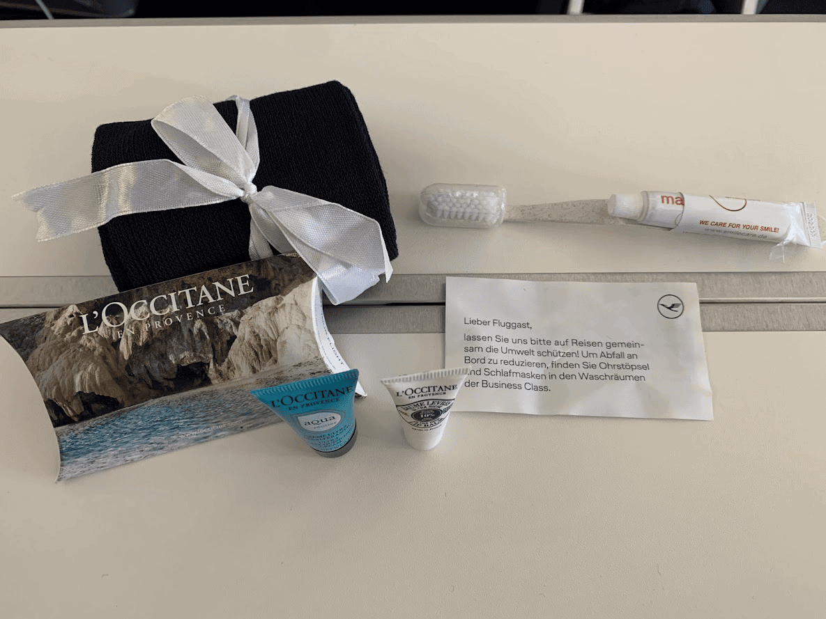 Lufthansa Business-Class Amenity Kit