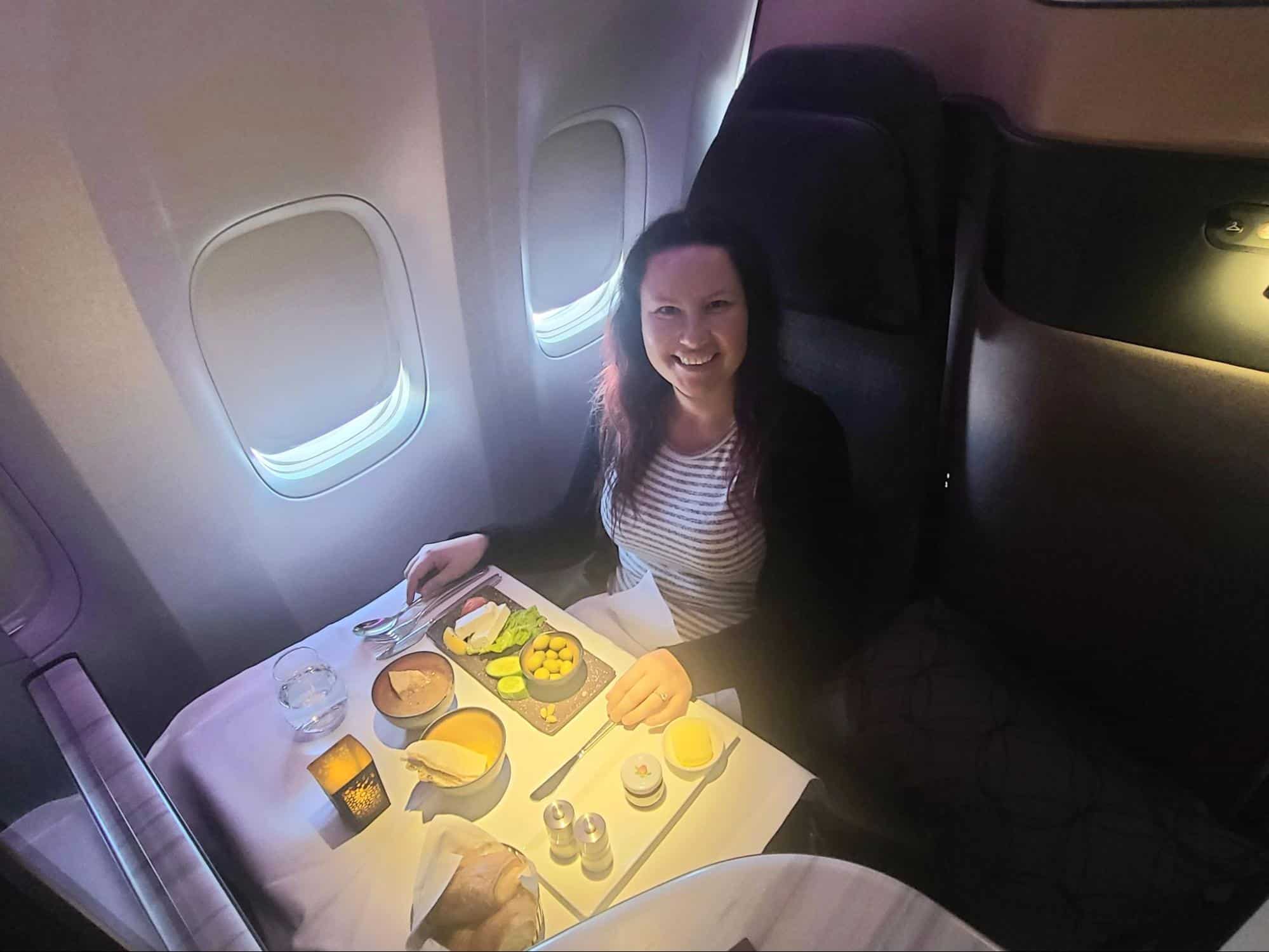 Flight Review: Qatar Airways Qsuites Business Class DOH-SEA on B777-300ER