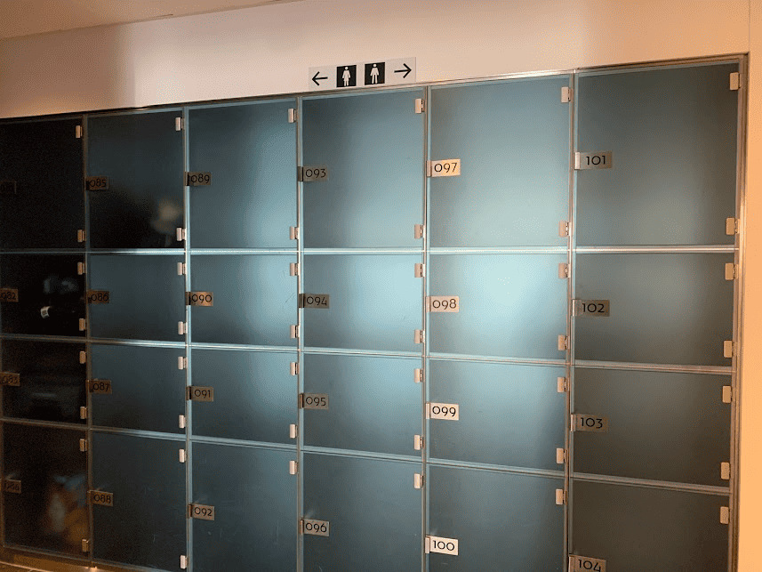 Lockers in the KLM Crown Lounge