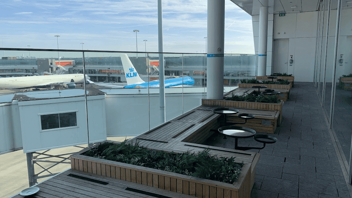 observation deck in KLM Crown Lounge