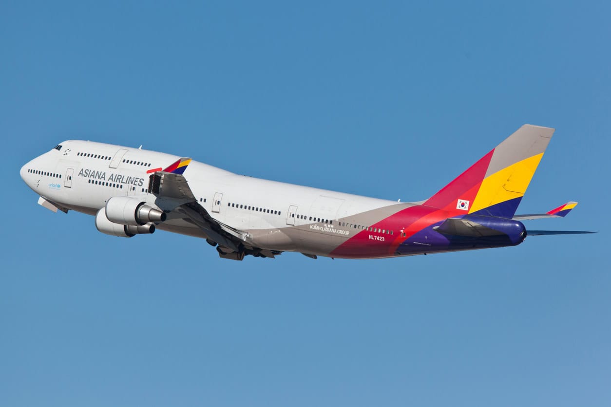 Asiana Airlines Boeing 747-400