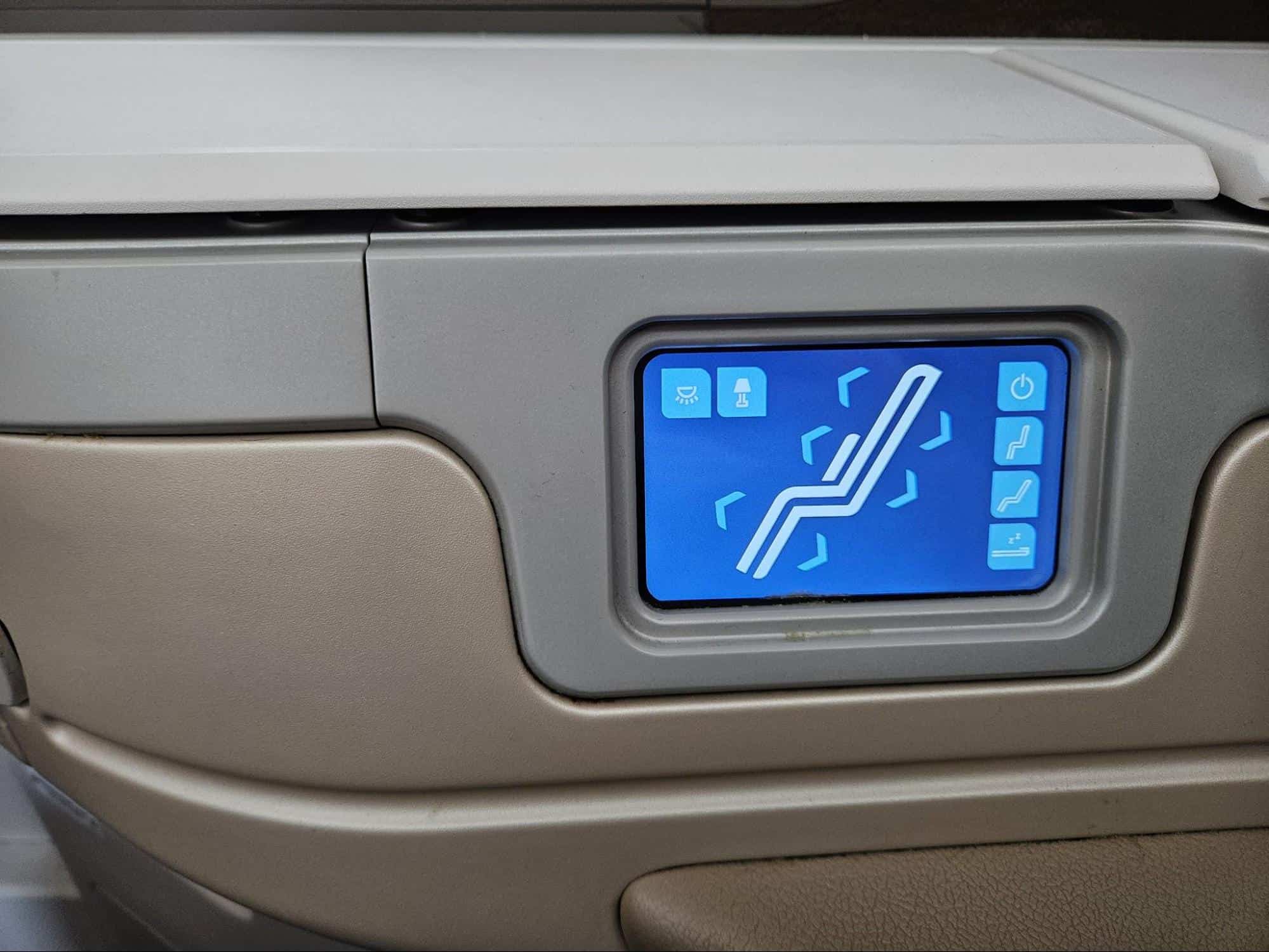 Lufthansa B787-9 Dreamliner control panel