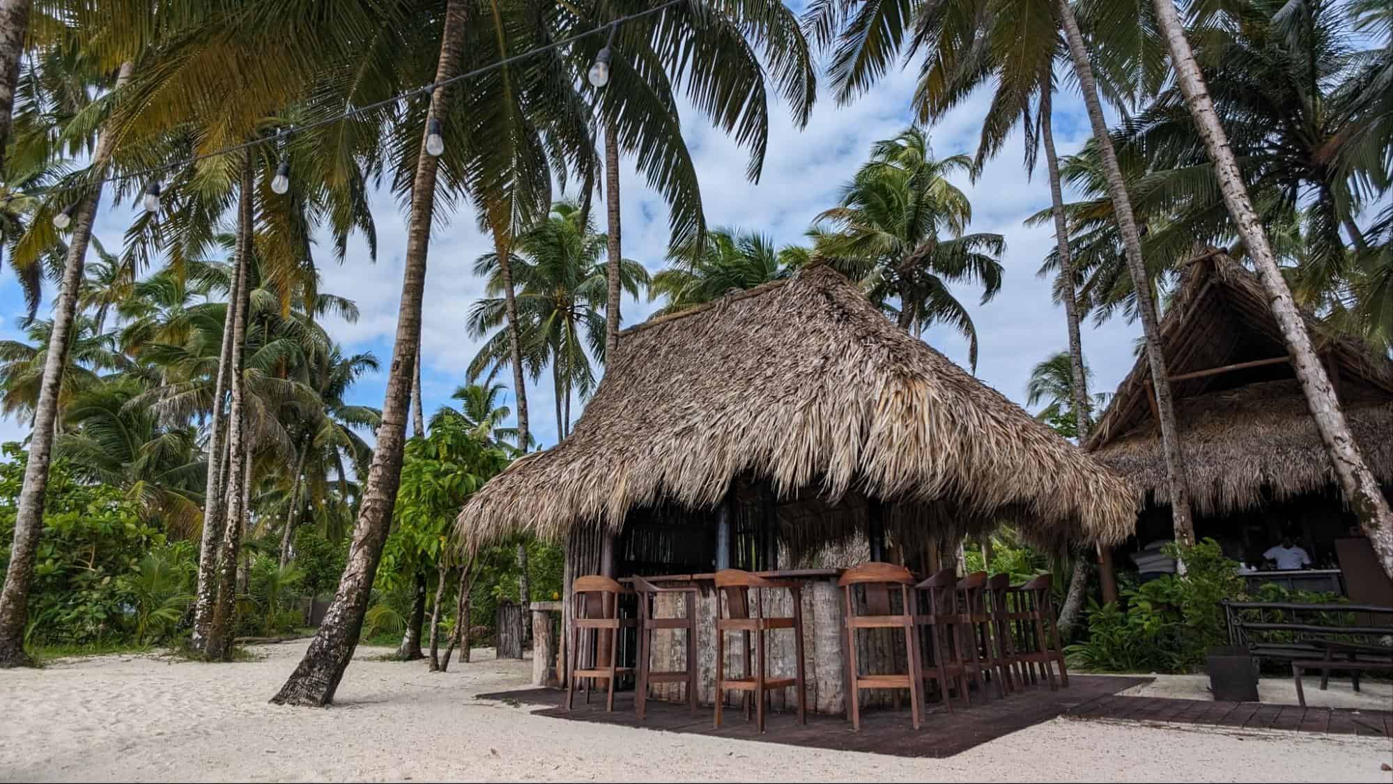 Calala Island bar