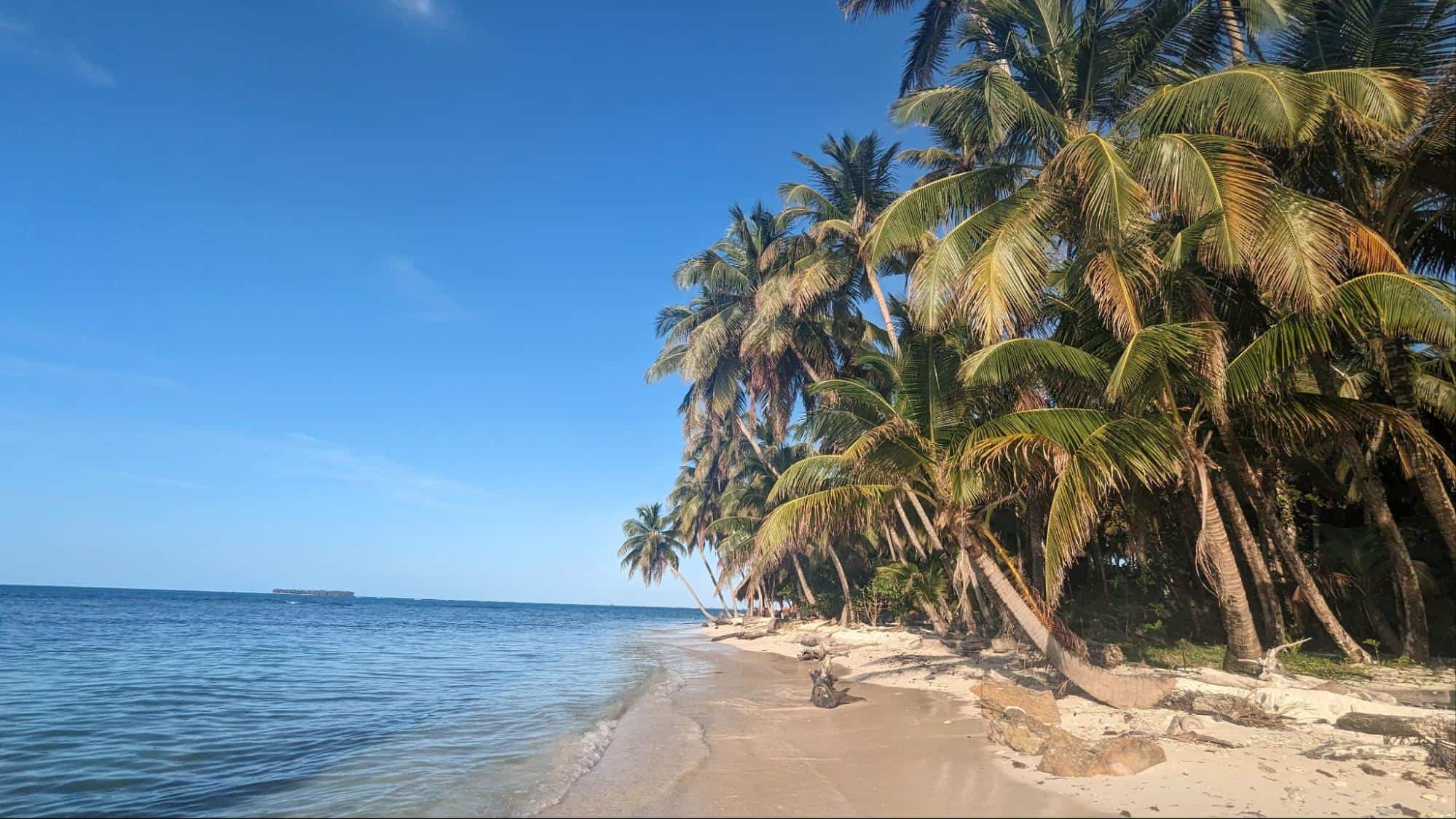 Calala Island beach