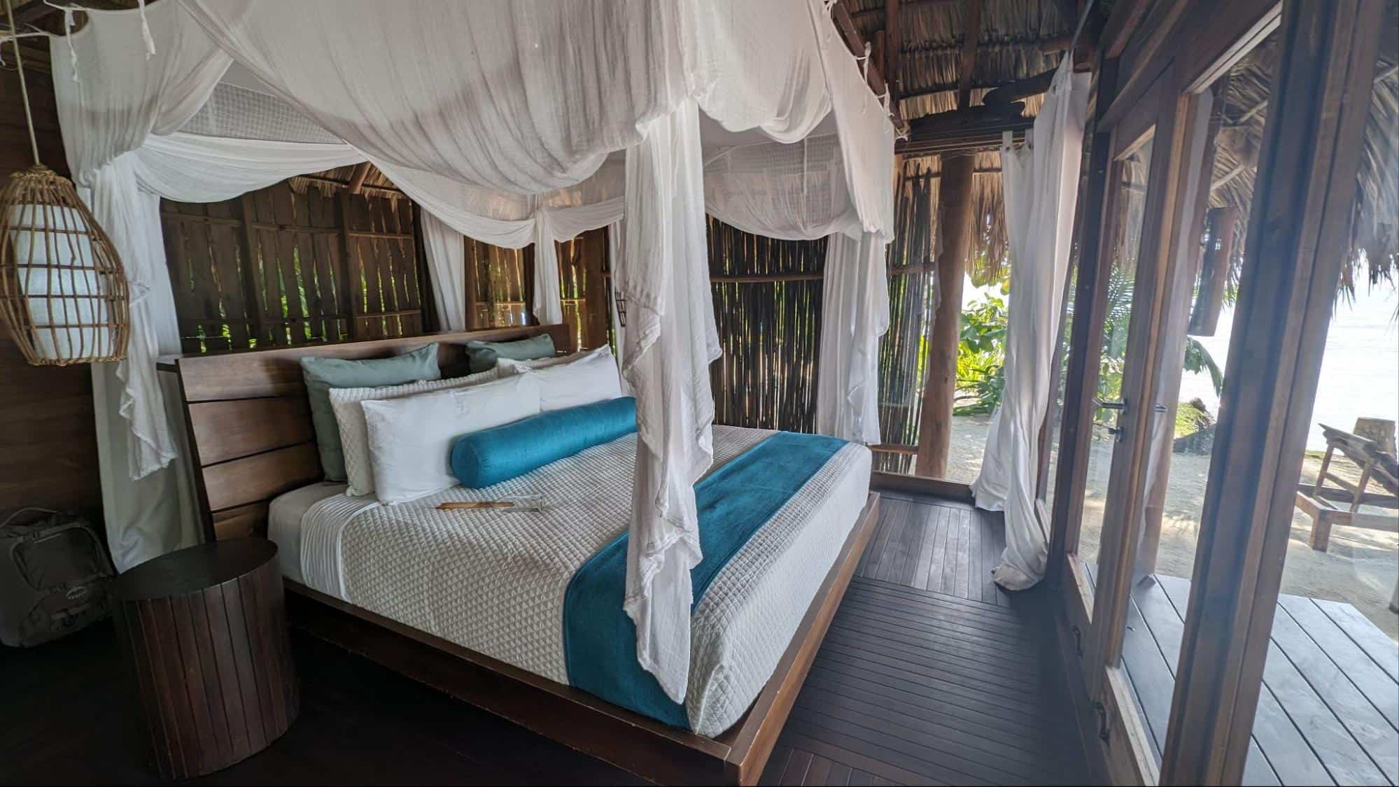 Calala Island room