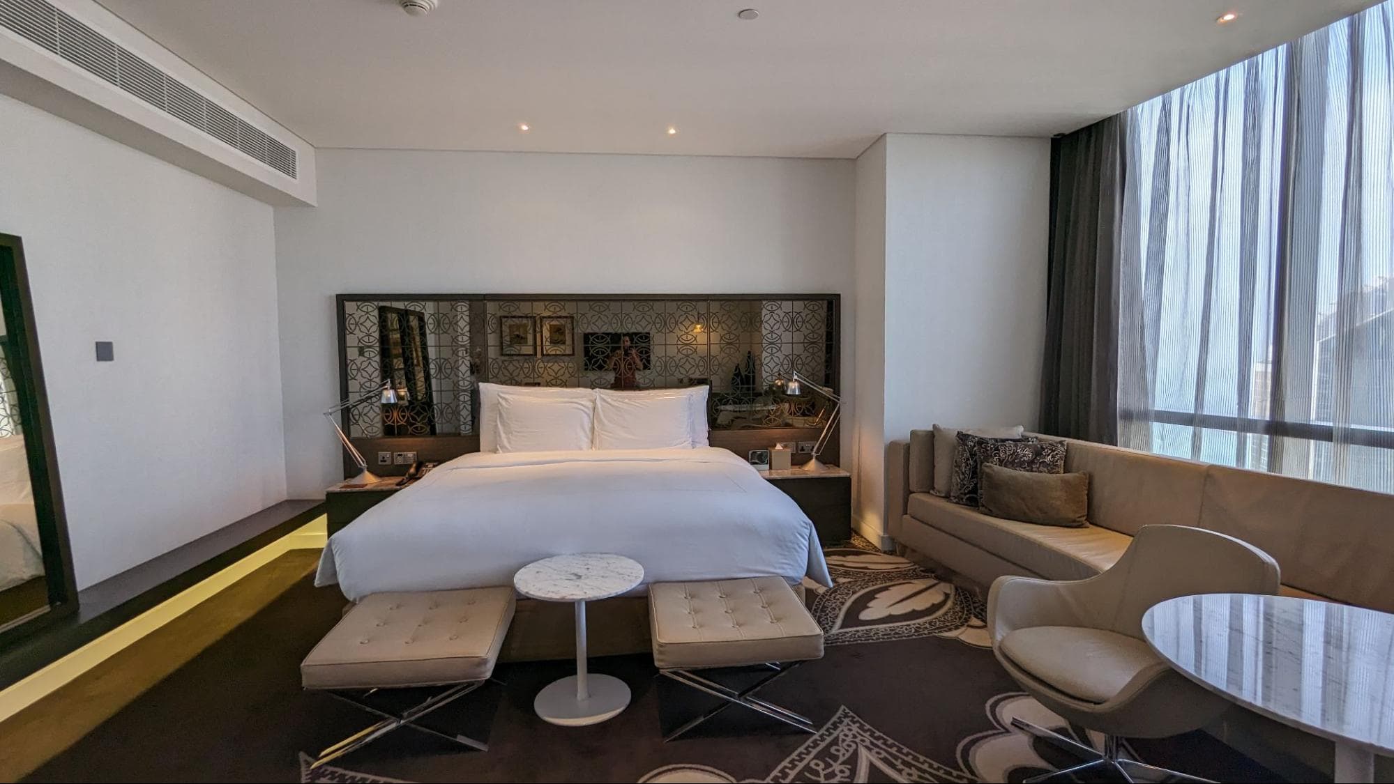 Conrad Abu Dhabi Etihad Towers room