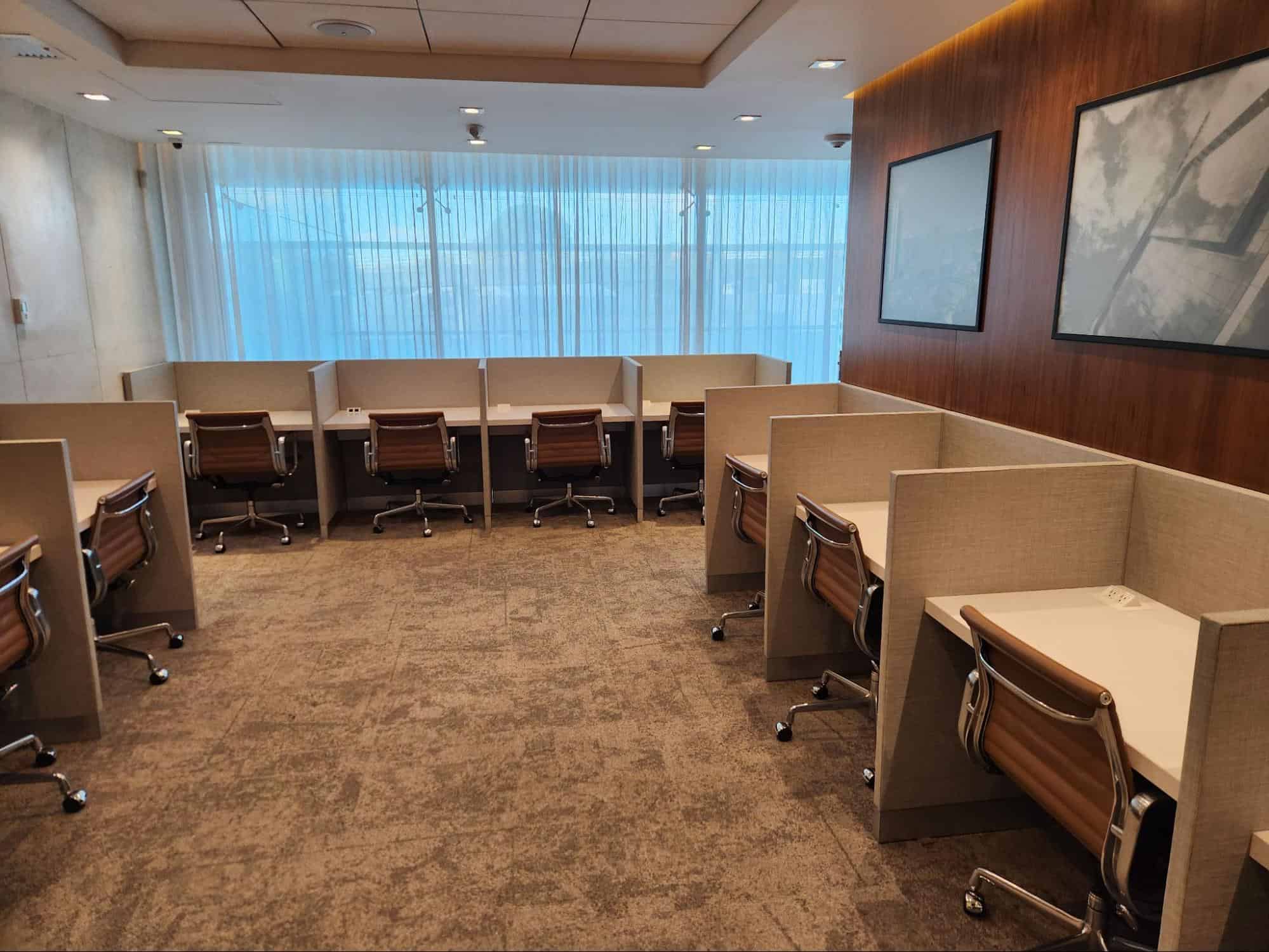 Copa Club at Bogota El Dorado International Aiport (BOG) - WORK AREA