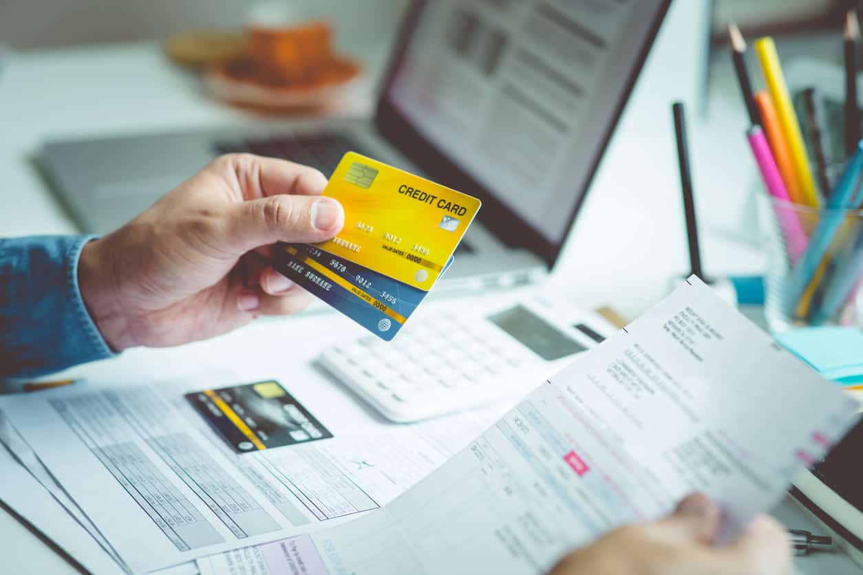 Annual fee statement credit offer