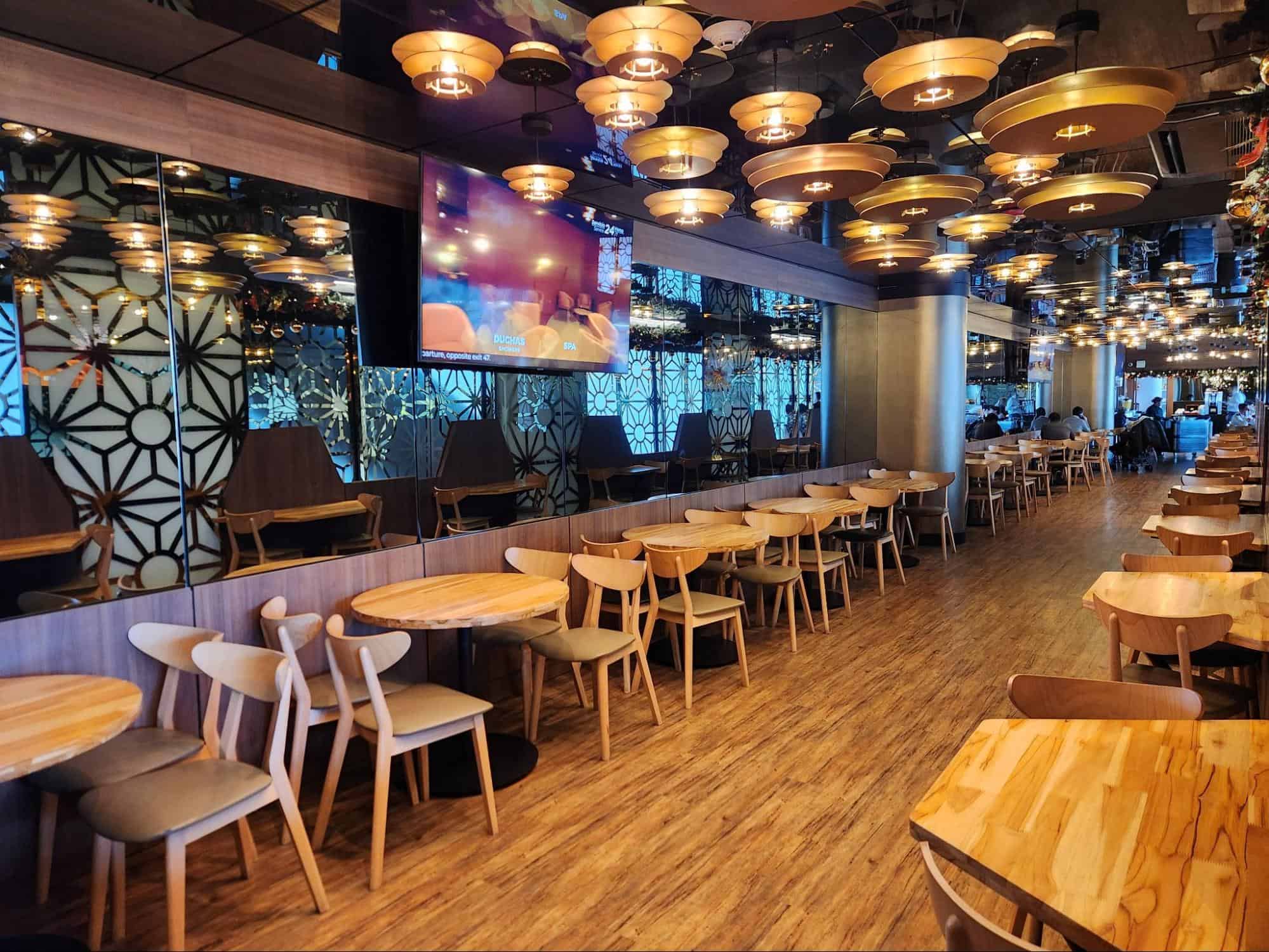 El Dorado Lounge at Bogota El Dorado International Airport - buffet area