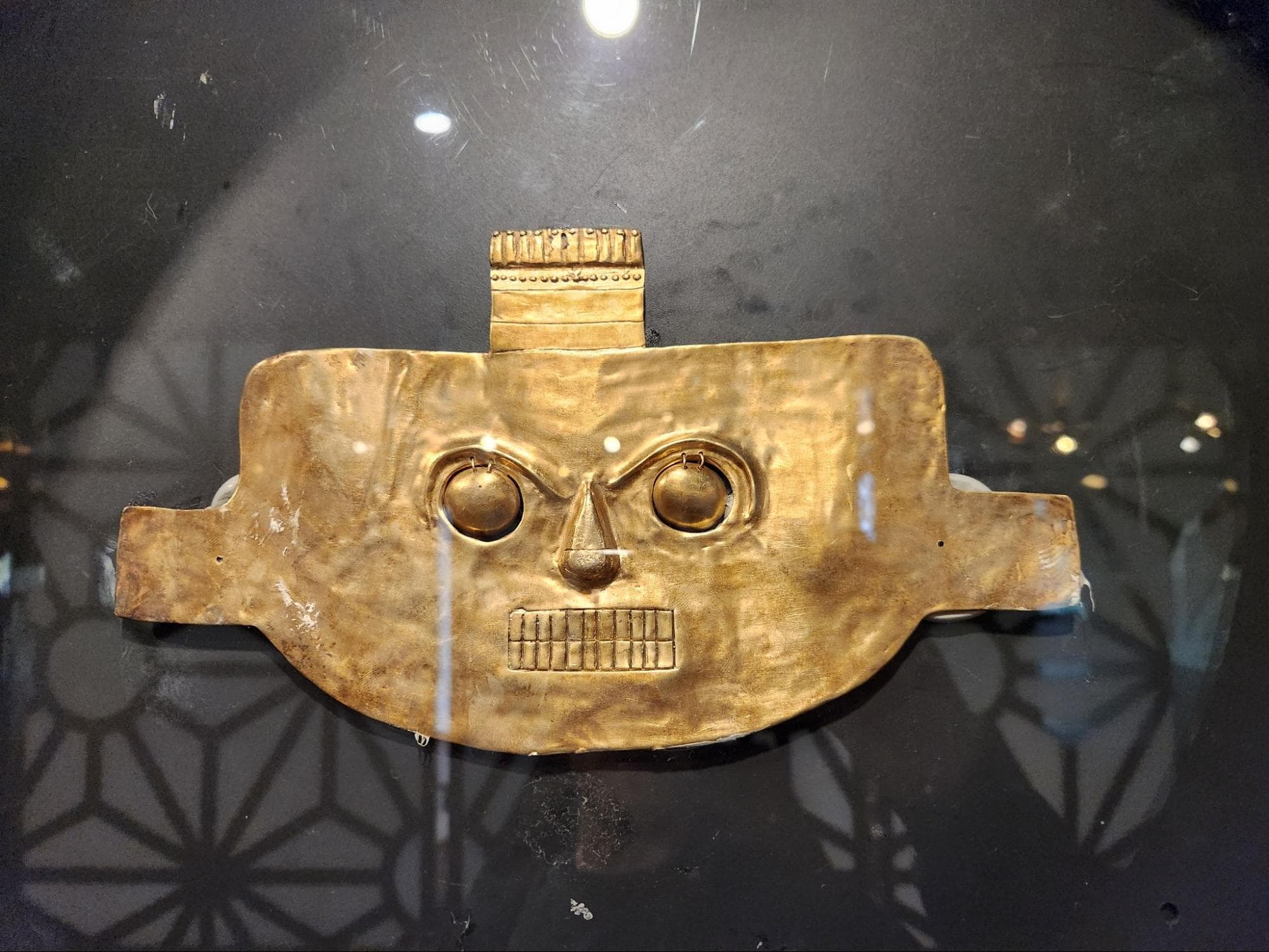 real gold sculpture