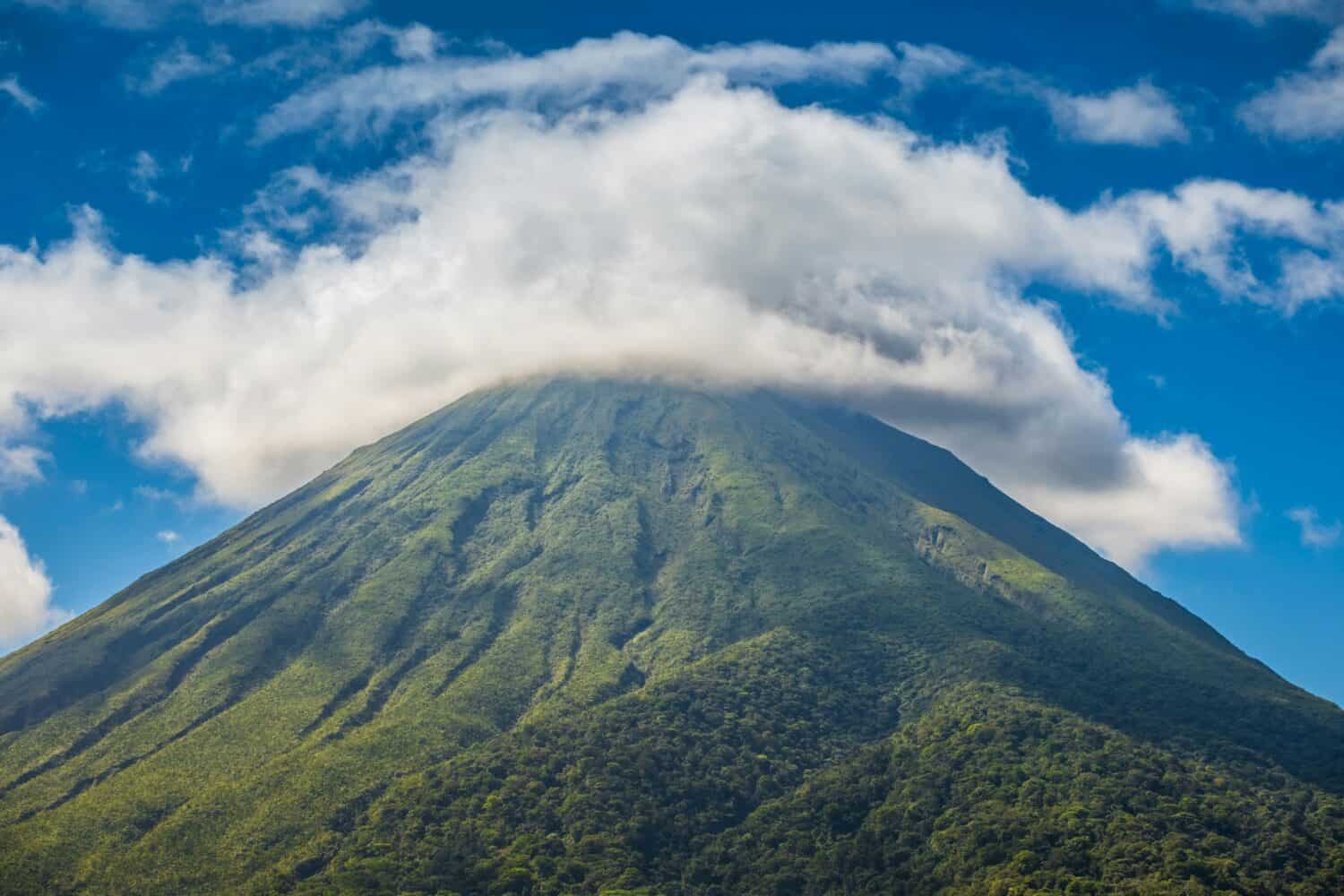 use points to book flights to costa rica