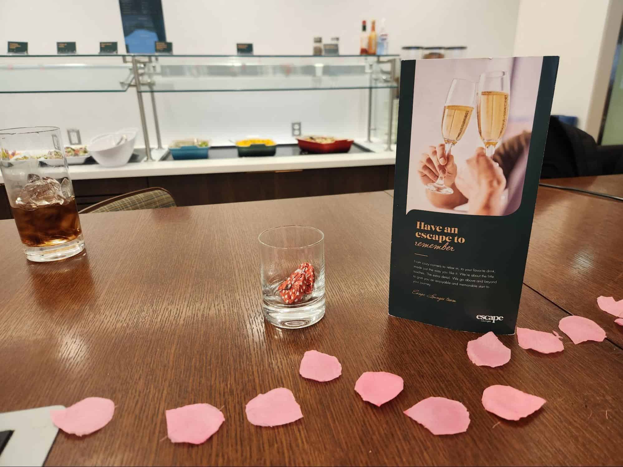 Escape Lounge Self-service buffet