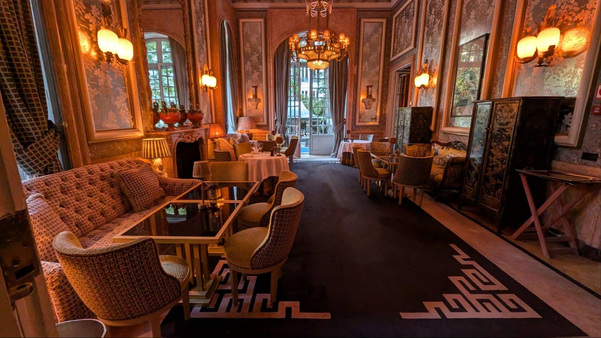 Santo Mauro’s common spaces